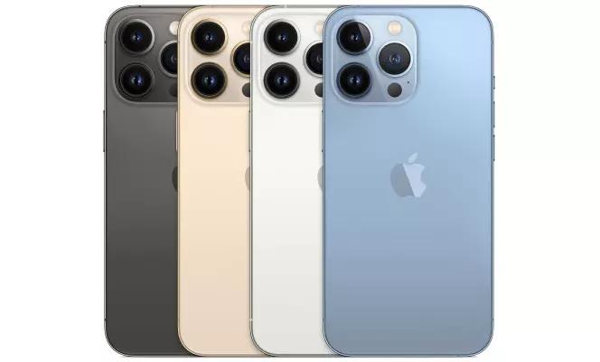 Cuatro teléfonos con cámara de fotos (grabación de vídeo)